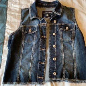 Maurice’s Jean vest